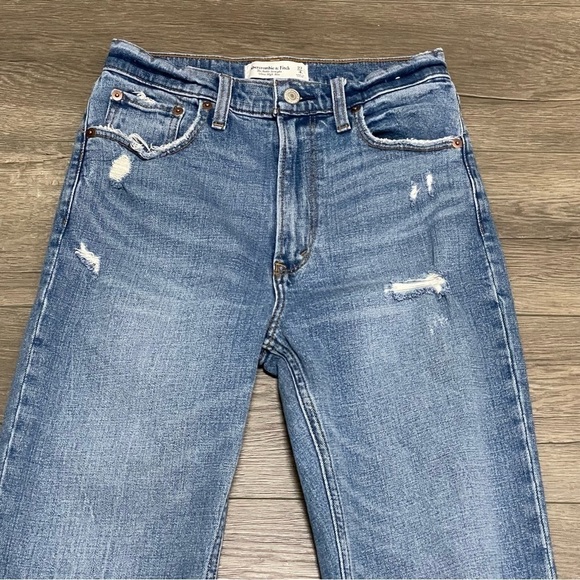Abercrombie & Fitch Ultra High Rise Ankle Straight Jeans Distressed Sz 27 4L - Picture 9 of 15